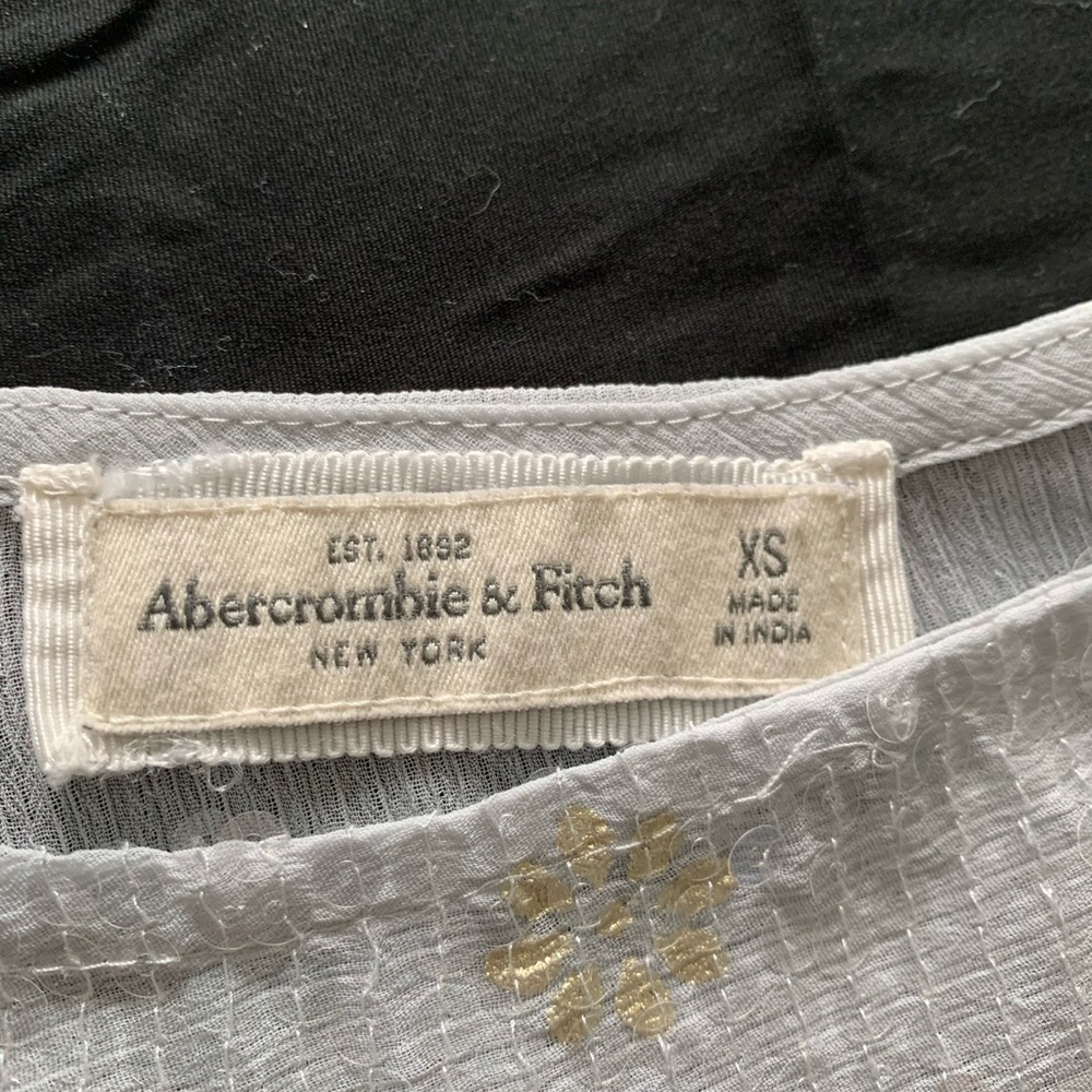 Abercrombie & Fitch Light Grey Gauzy Cami - Picture 3 of 4